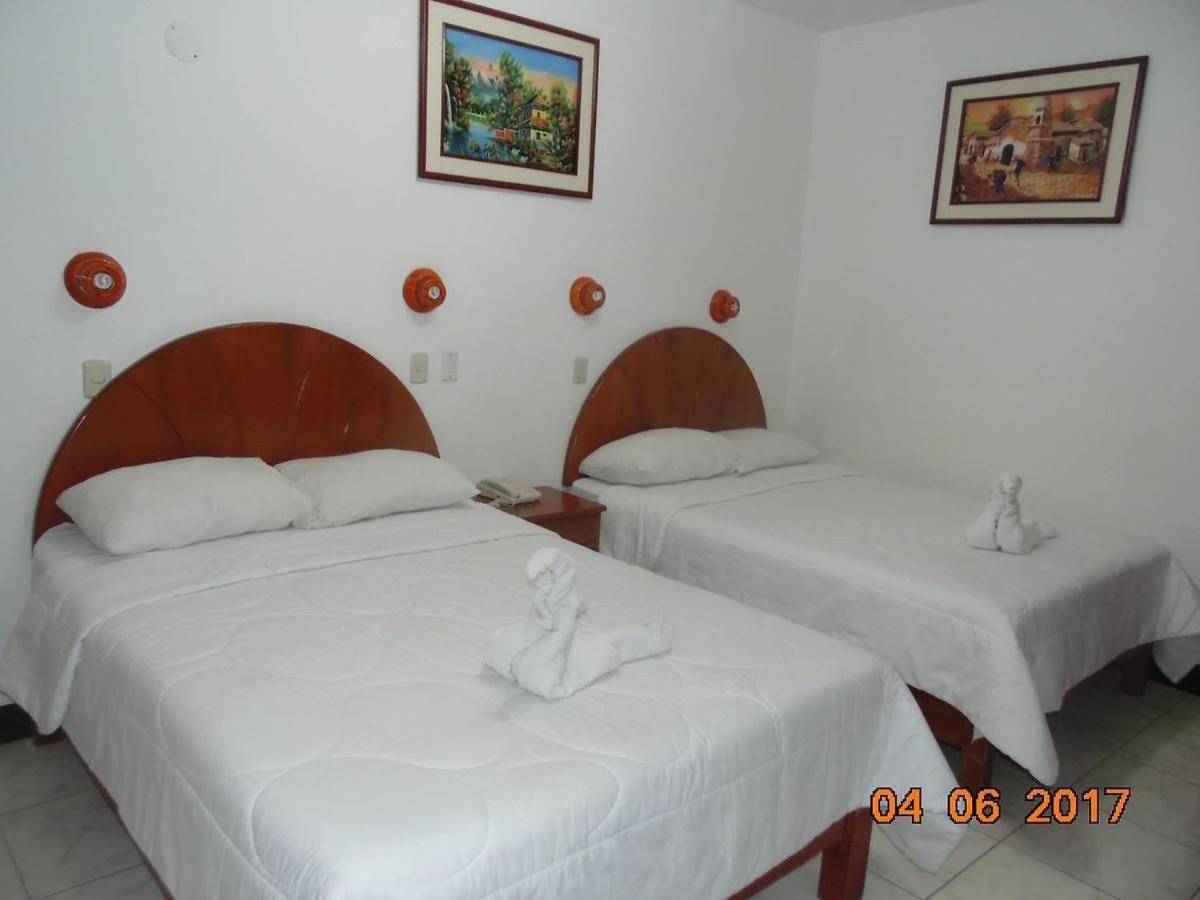Hotel Bayovar Πιούρα Εξωτερικό φωτογραφία